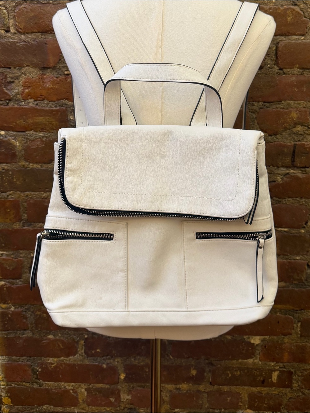White Leather-Style Men’s Backpack with Black Trim